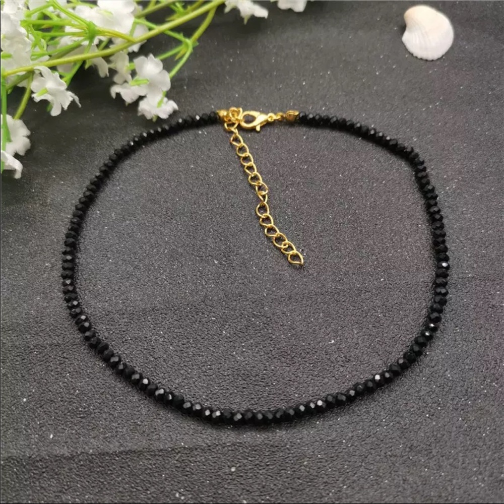 ✨ 2/$20 Crystal Glass Beaded Choker Necklace